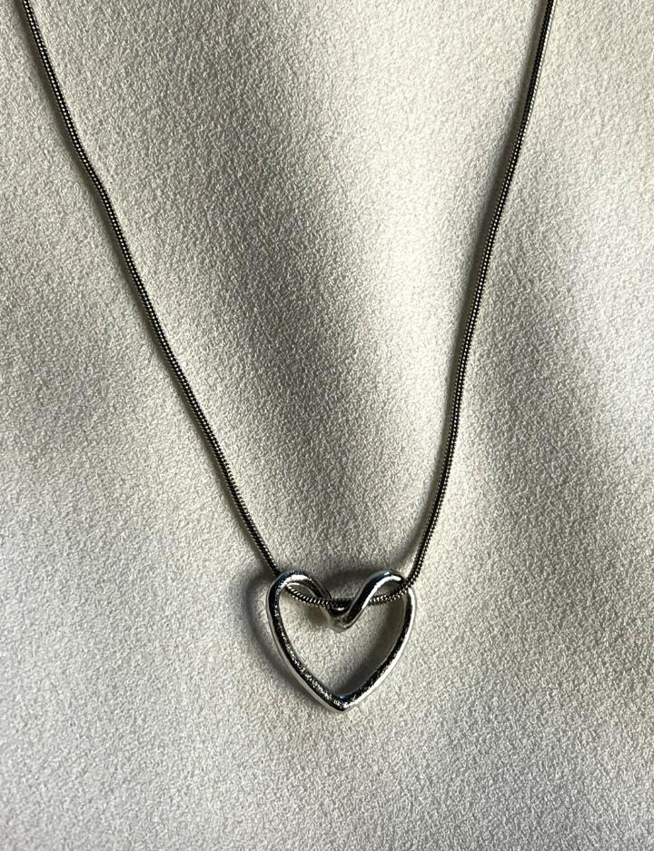 Silver heart pendant